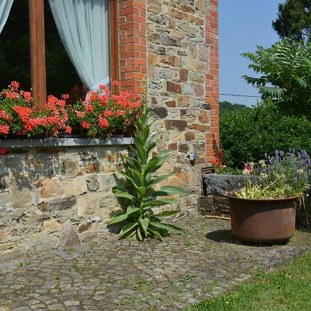 Lovely Holiday Home In Daverdisse With Terrace Buitenkant foto
