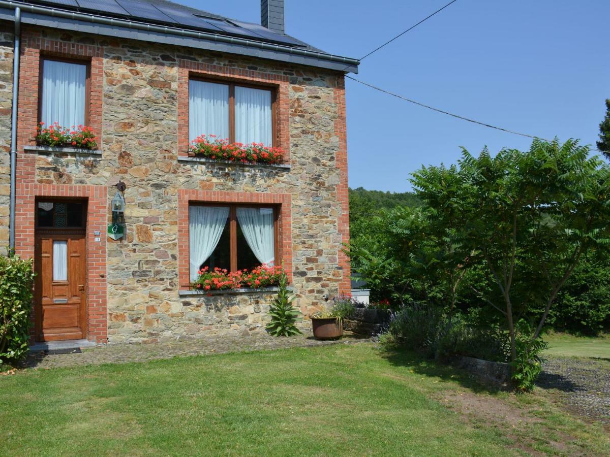 Lovely Holiday Home In Daverdisse With Terrace Buitenkant foto